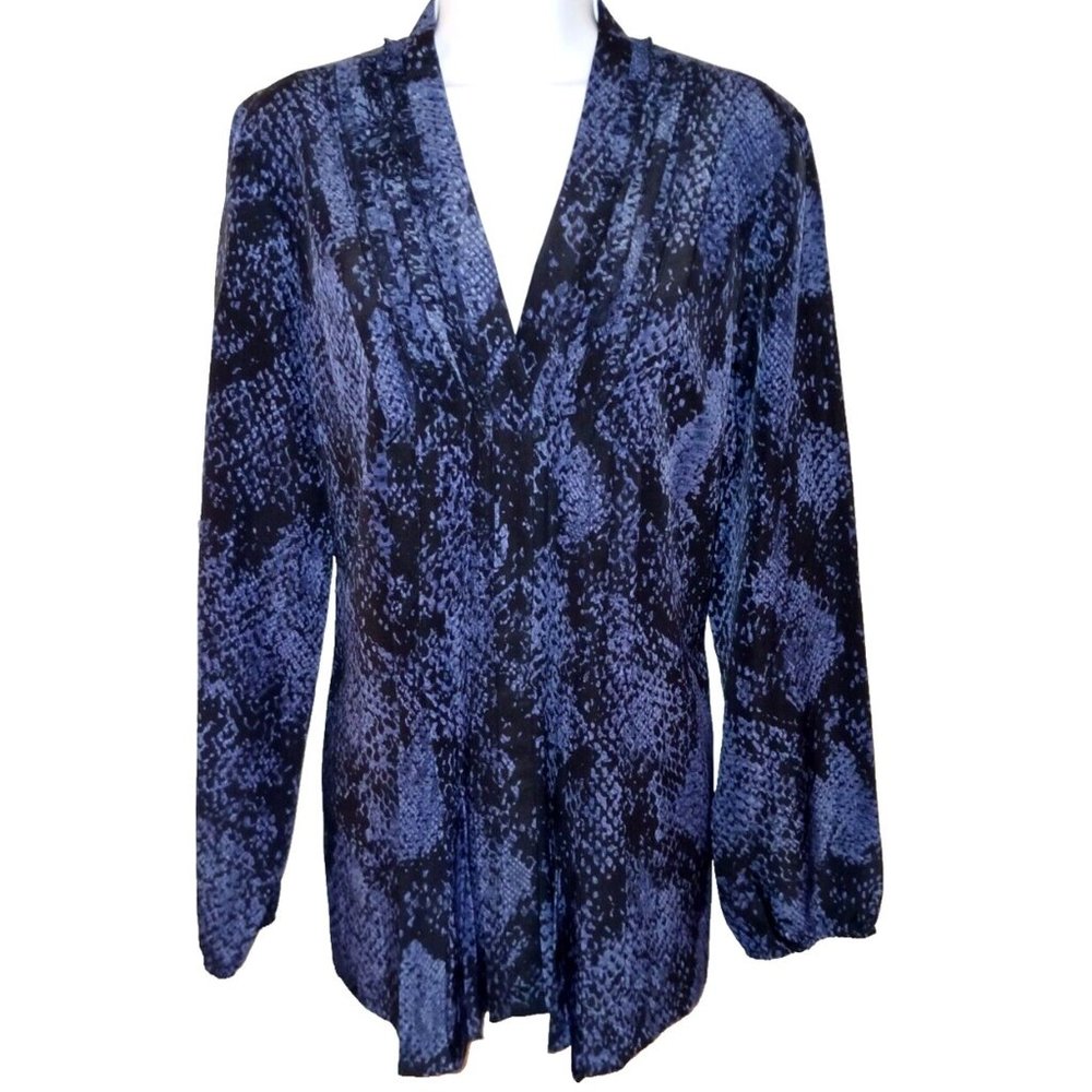 T TAHARI Large Black/Blue Print Ruffle Pleated Snap Front Gathered Back Blouse